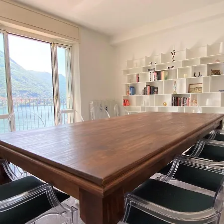 Large 200 M2 Fantastic View On *