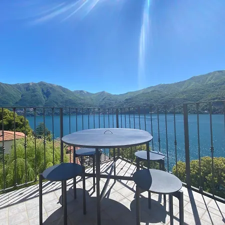Large 200 M2 Fantastic View On * Carate Urio