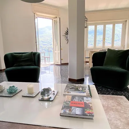 Large 200 M2 Fantastic View On Carate Urio